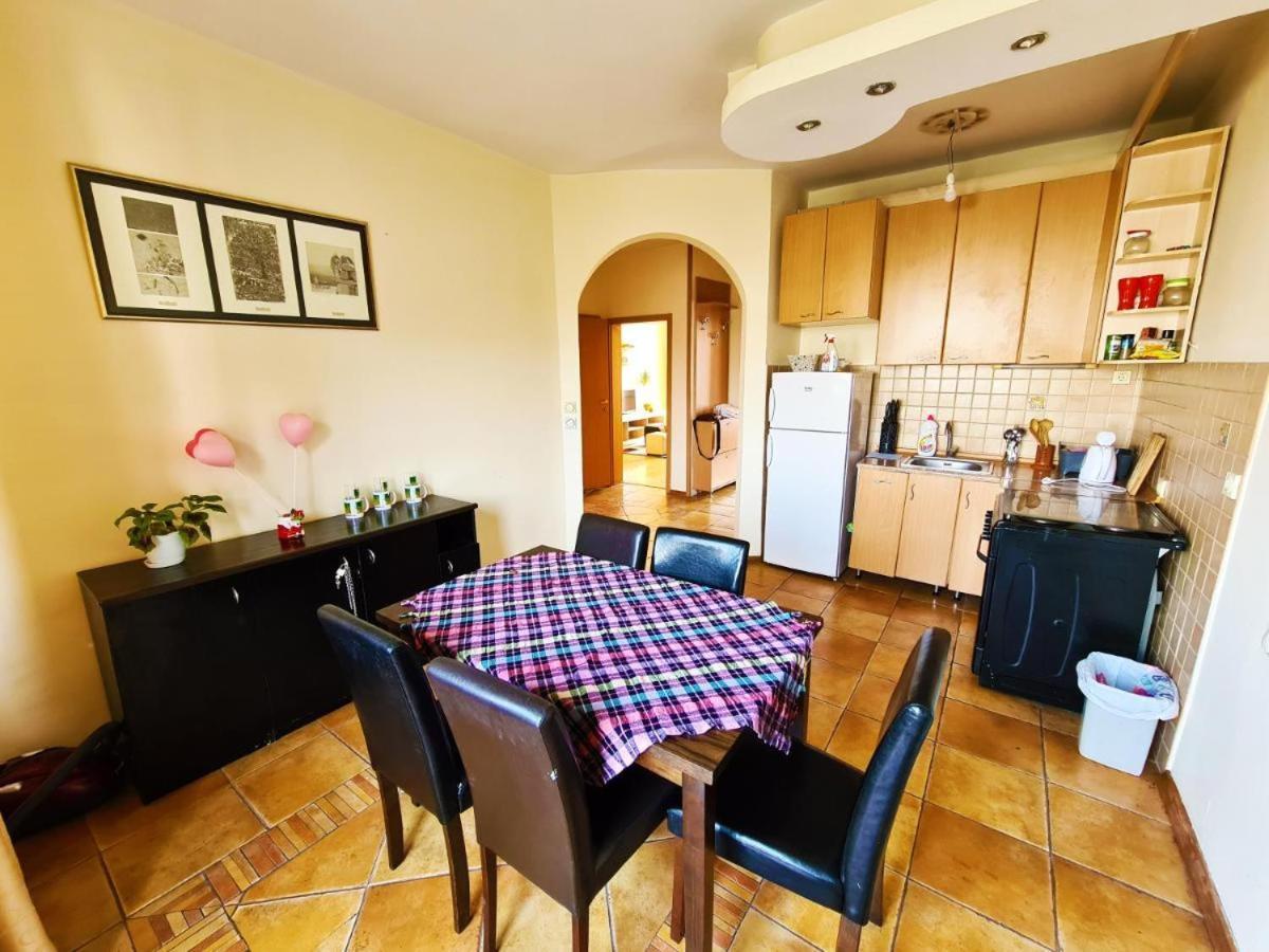 Fantazy Apartment Main Square Скоп'є Екстер'єр фото