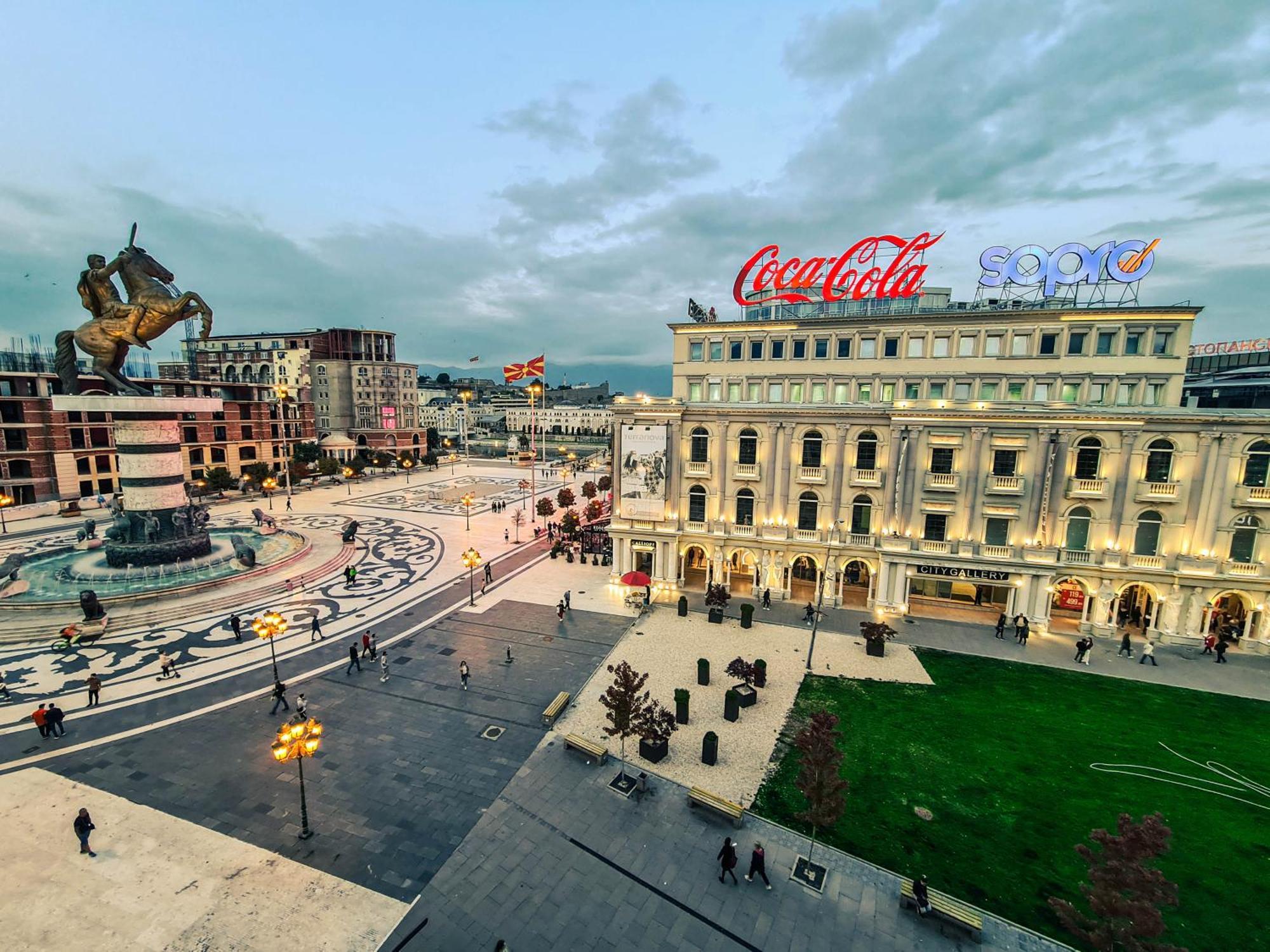 Fantazy Apartment Main Square Скоп'є Екстер'єр фото