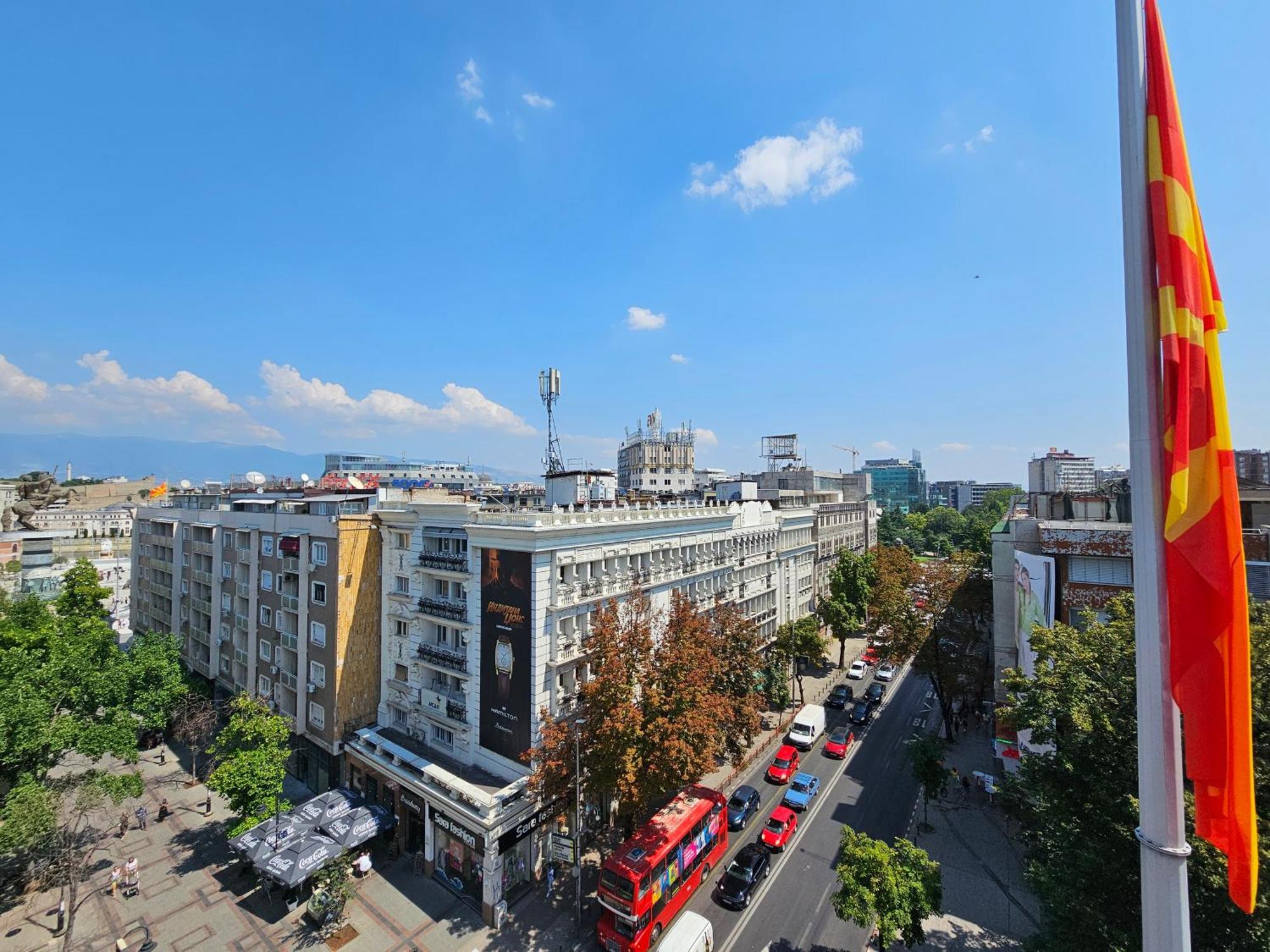 Fantazy Apartment Main Square Скоп'є Екстер'єр фото